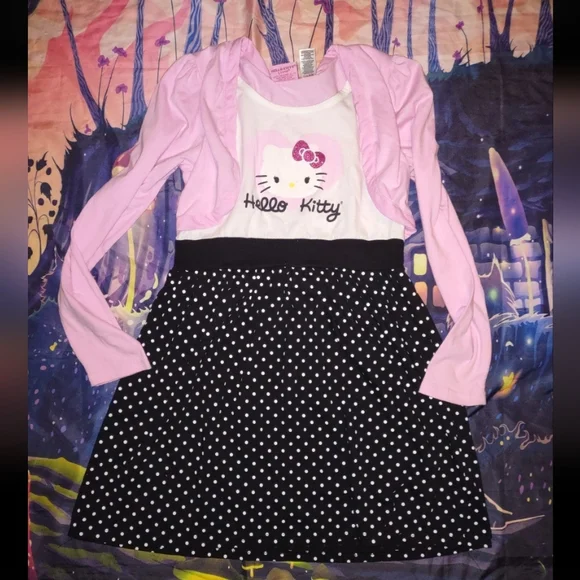 Hello Kitty Dress - Picture 8 of 9